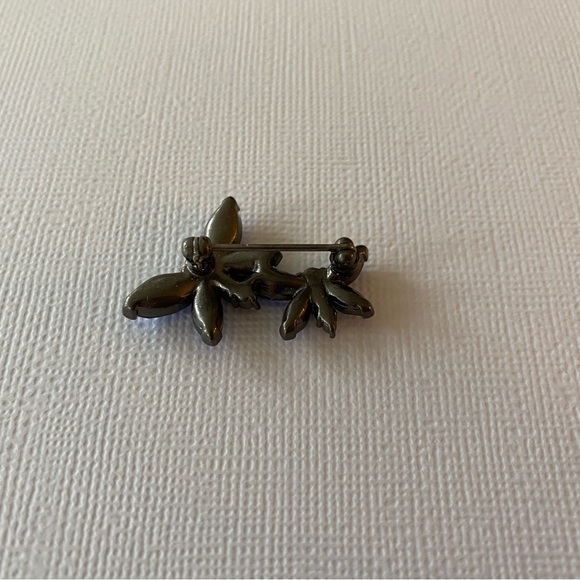 Trifari Double Butterfly Brooch - Picture 2 of 6